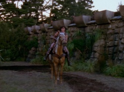 extant_XenaWarriorPrincess_1x05_ThePathNotTaken_00743.jpg