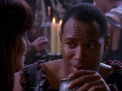 extant_XenaWarriorPrincess_1x05_ThePathNotTaken_01265.jpg