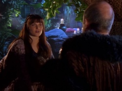 extant_XenaWarriorPrincess_1x05_ThePathNotTaken_02708.jpg