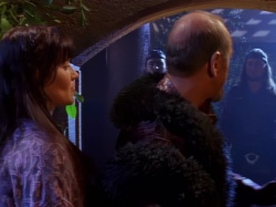 extant_XenaWarriorPrincess_1x05_ThePathNotTaken_02717.jpg