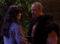 extant_XenaWarriorPrincess_1x05_ThePathNotTaken_02725.jpg