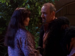 extant_XenaWarriorPrincess_1x05_ThePathNotTaken_02727.jpg