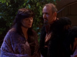 extant_XenaWarriorPrincess_1x05_ThePathNotTaken_02729.jpg