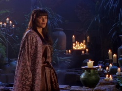 extant_XenaWarriorPrincess_1x05_ThePathNotTaken_02734.jpg