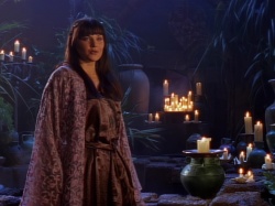 extant_XenaWarriorPrincess_1x05_ThePathNotTaken_02736.jpg