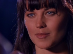 extant_XenaWarriorPrincess_1x05_ThePathNotTaken_03125.jpg