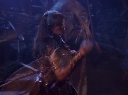 extant_XenaWarriorPrincess_1x05_ThePathNotTaken_03422.jpg