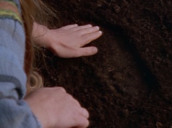 extant_XenaWarriorPrincess_1x06_TheReckoning_02036.jpg