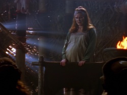 extant_XenaWarriorPrincess_1x06_TheReckoning_02208.jpg