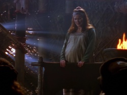 extant_XenaWarriorPrincess_1x06_TheReckoning_02210.jpg