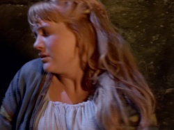 extant_XenaWarriorPrincess_1x06_TheReckoning_02896.jpg