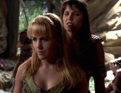 extant_XenaWarriorPrincess_3x04-TheDeliverer_02357.jpg