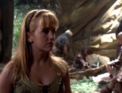 extant_XenaWarriorPrincess_3x04-TheDeliverer_02367.jpg