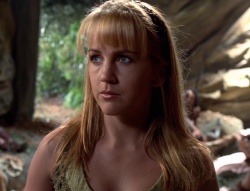 extant_XenaWarriorPrincess_3x04-TheDeliverer_02370.jpg