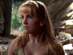 extant_XenaWarriorPrincess_3x04-TheDeliverer_02371.jpg