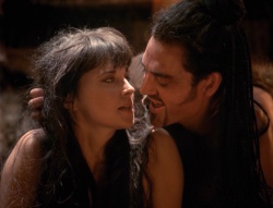 extant_XenaWarriorPrincess_4x01-AdventuresInTheSinTrade_00678.jpg