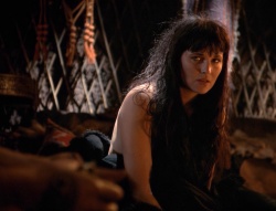 extant_XenaWarriorPrincess_4x01-AdventuresInTheSinTrade_00733.jpg