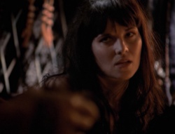 extant_XenaWarriorPrincess_4x01-AdventuresInTheSinTrade_00770.jpg