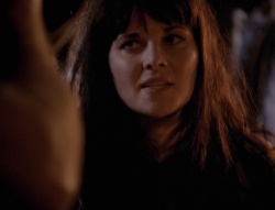 extant_XenaWarriorPrincess_4x01-AdventuresInTheSinTrade_00773.jpg