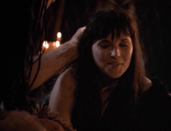 extant_XenaWarriorPrincess_4x01-AdventuresInTheSinTrade_00789.jpg