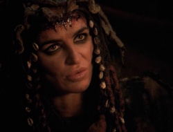 extant_XenaWarriorPrincess_4x01-AdventuresInTheSinTrade_00842.jpg