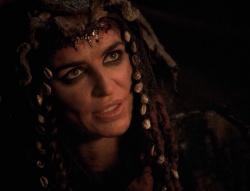 extant_XenaWarriorPrincess_4x01-AdventuresInTheSinTrade_00843.jpg