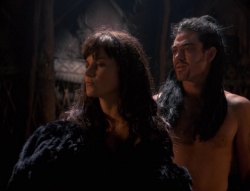 extant_XenaWarriorPrincess_4x01-AdventuresInTheSinTrade_00883.jpg