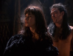 extant_XenaWarriorPrincess_4x01-AdventuresInTheSinTrade_00900.jpg