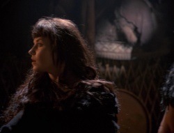 extant_XenaWarriorPrincess_4x01-AdventuresInTheSinTrade_00913.jpg