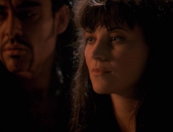 extant_XenaWarriorPrincess_4x01-AdventuresInTheSinTrade_00950.jpg