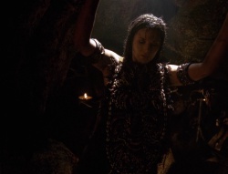 extant_XenaWarriorPrincess_4x01-AdventuresInTheSinTrade_00973.jpg