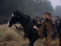 extant_XenaWarriorPrincess_4x01-AdventuresInTheSinTrade_01091.jpg