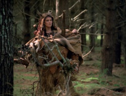 extant_XenaWarriorPrincess_4x01-AdventuresInTheSinTrade_01294.jpg