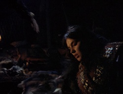 extant_XenaWarriorPrincess_4x01-AdventuresInTheSinTrade_01987.jpg