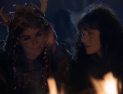 extant_XenaWarriorPrincess_4x01-AdventuresInTheSinTrade_02148.jpg