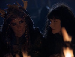 extant_XenaWarriorPrincess_4x01-AdventuresInTheSinTrade_02150.jpg