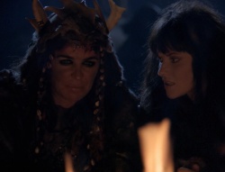 extant_XenaWarriorPrincess_4x01-AdventuresInTheSinTrade_02162.jpg