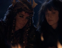 extant_XenaWarriorPrincess_4x01-AdventuresInTheSinTrade_02169.jpg