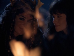 extant_XenaWarriorPrincess_4x01-AdventuresInTheSinTrade_02175.jpg