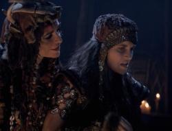 extant_XenaWarriorPrincess_4x01-AdventuresInTheSinTrade_02513.jpg