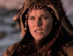 extant_XenaWarriorPrincess_4x01-AdventuresInTheSinTrade_02683.jpg