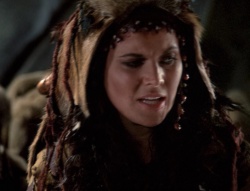 extant_XenaWarriorPrincess_4x01-AdventuresInTheSinTrade_02904.jpg