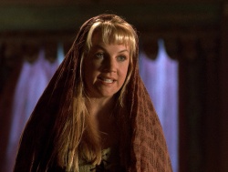 extant_XenaWarriorPrincess_4x14_Devi_01359.jpg