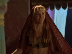 extant_XenaWarriorPrincess_4x14_Devi_01371.jpg