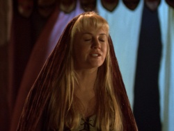 extant_XenaWarriorPrincess_4x14_Devi_01376.jpg