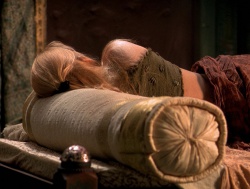 extant_XenaWarriorPrincess_4x14_Devi_01439.jpg