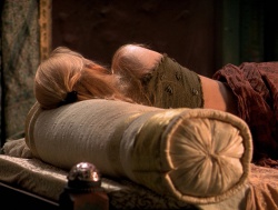 extant_XenaWarriorPrincess_4x14_Devi_01441.jpg