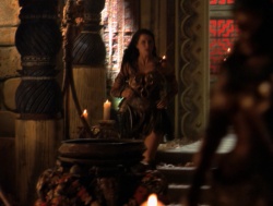 extant_XenaWarriorPrincess_4x14_Devi_01566.jpg