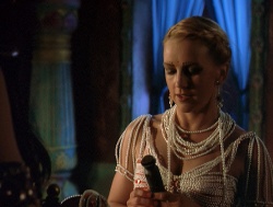 extant_XenaWarriorPrincess_4x14_Devi_02332.jpg