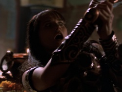 extant_XenaWarriorPrincess_4x14_Devi_02603.jpg